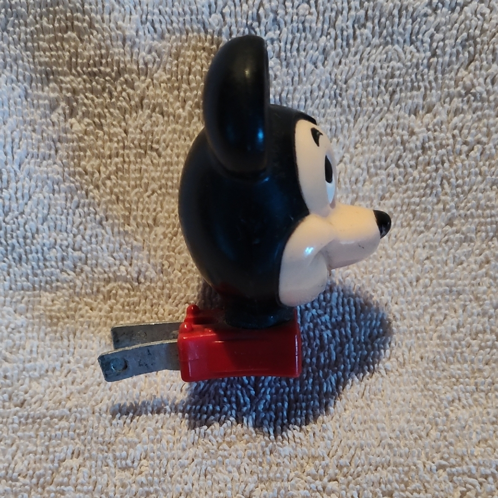 Mickey Mouse Night Light - Picture 2 of 7